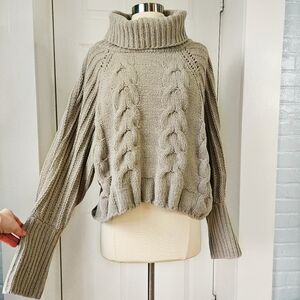 Moon & Madison Green Turtleneck Sweater Long Sleeve Chunky Knit Pullover Medium